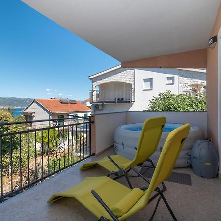 Apartment Gagula With Jacuzzi Trogir Extérieur photo