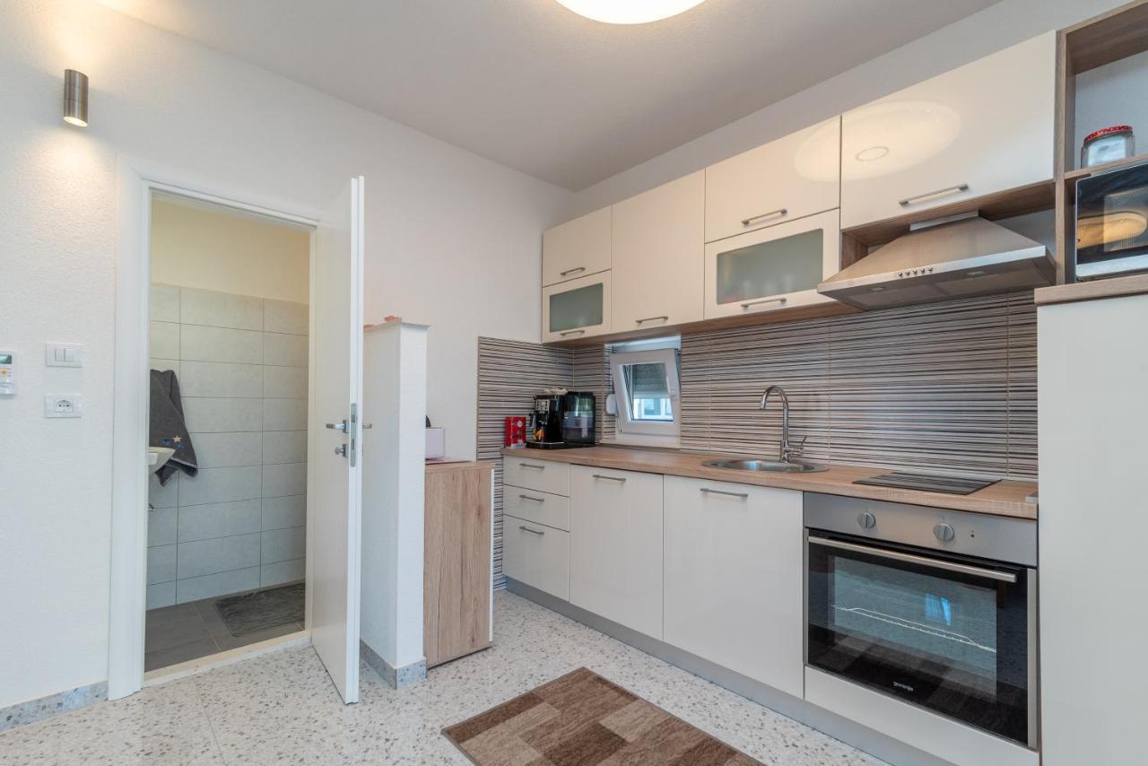 Apartment Gagula With Jacuzzi Trogir Extérieur photo